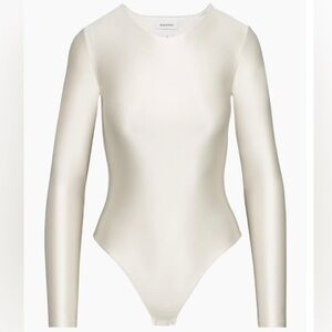 Aritzia Babaton Satinette Crew Longsleeve Bodysuit